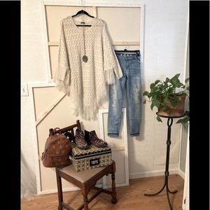 Poncho sweater
